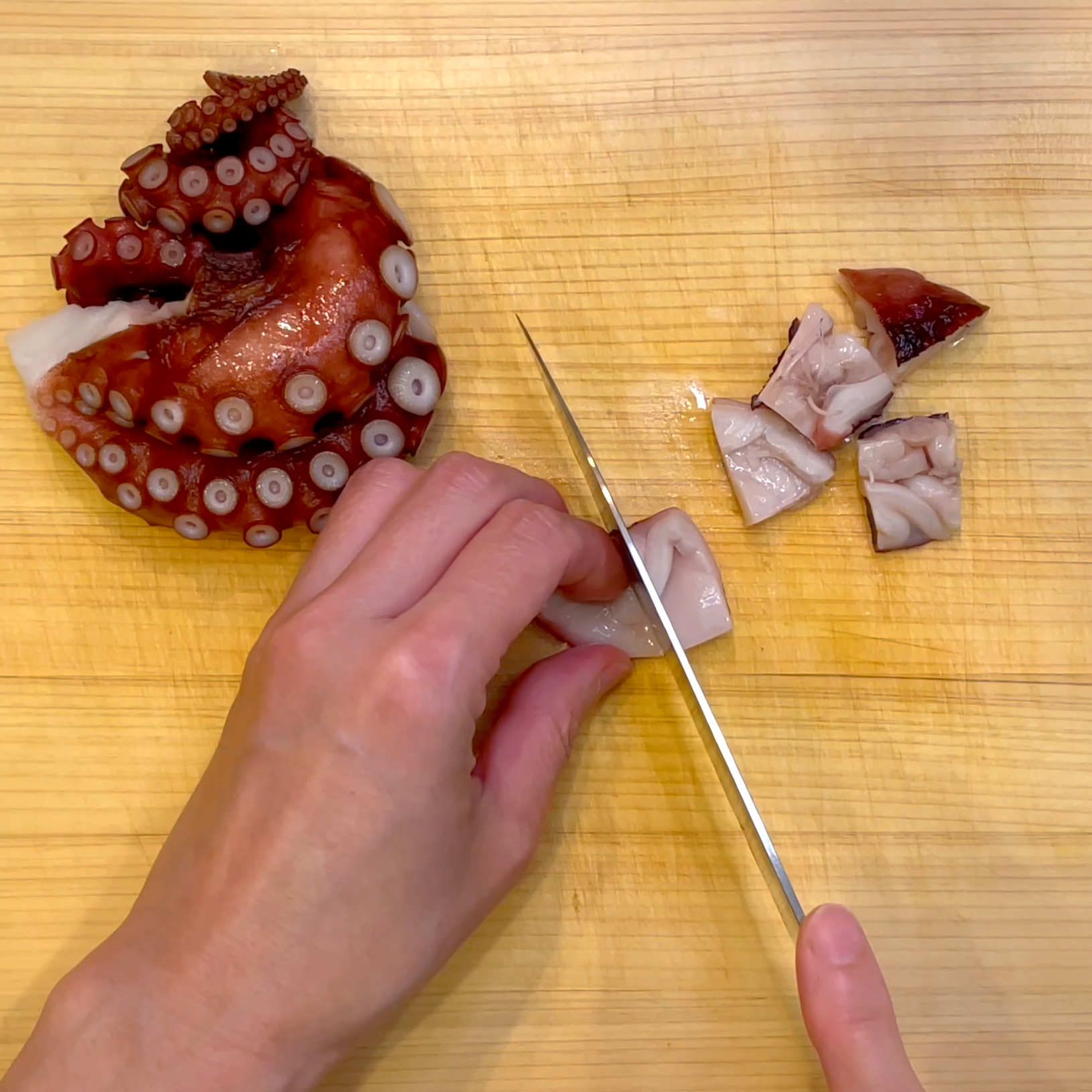 たこを切る工程