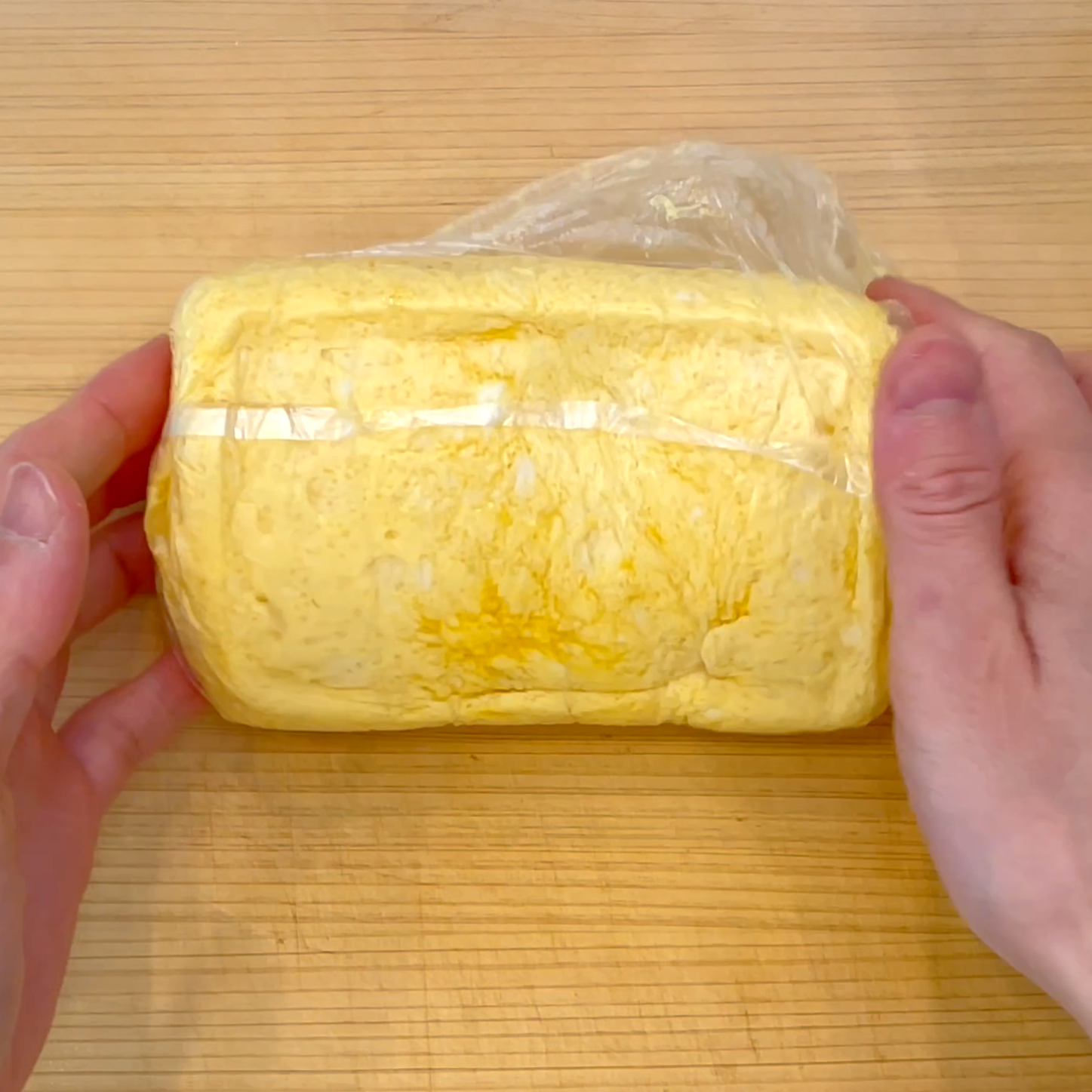 袋から取り出して確認する工程