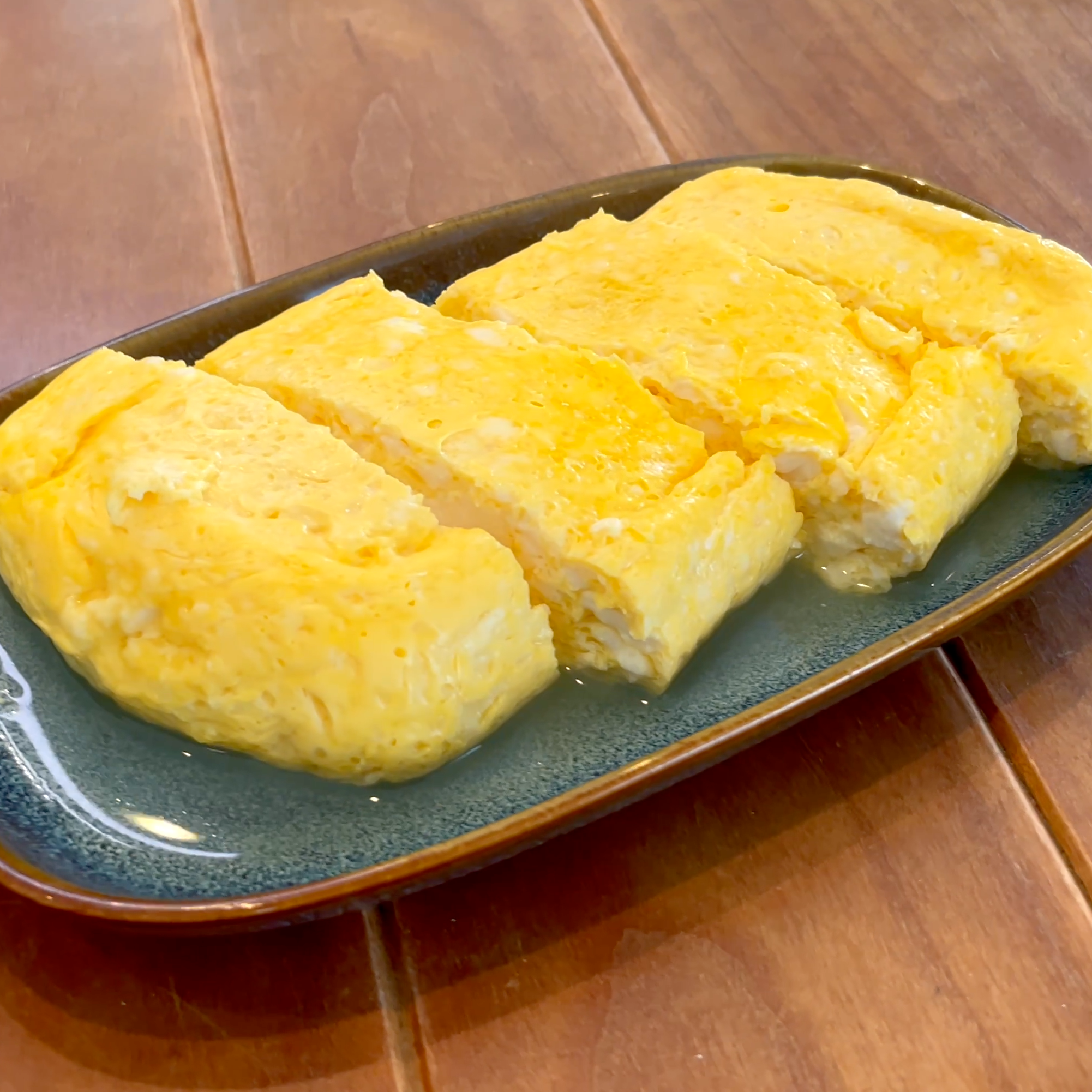 食べやすい大きさに切り分けて完成する工程